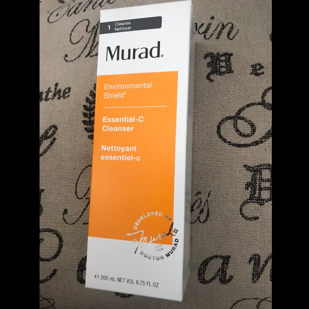 Murad Environmental Shield   Essential-C Cleanser
